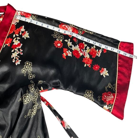 Jones New York Floral Satin Kimono Robe Black Red L/XL Belted Long Sleeve Silky - Picture 16 of 16